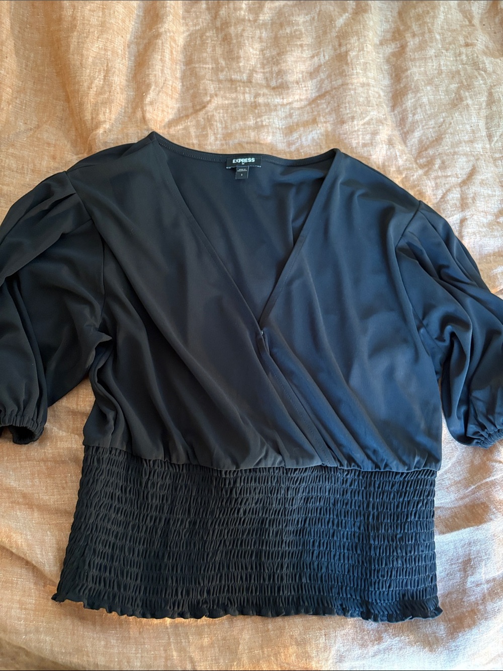 Express Black Smocked-Waist V-Neck Puff Sleeve Crop Top